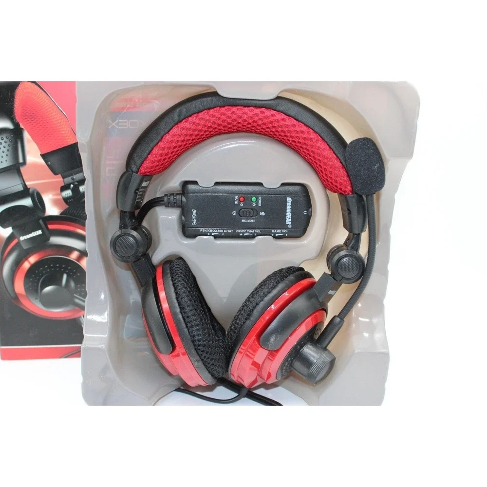 dreamGEAR Universal Elite Wired Headset‎ with Microphone for Xbox One - Red